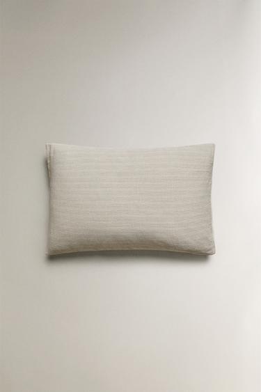 TEXTURED STRIPED PILLOWCASE - Light beige by Zara - Image 3