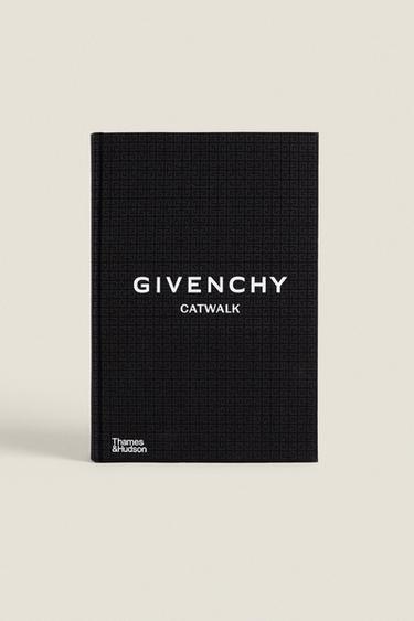 Zara 《GIVENCHY CATWALK》之書 - 黑色