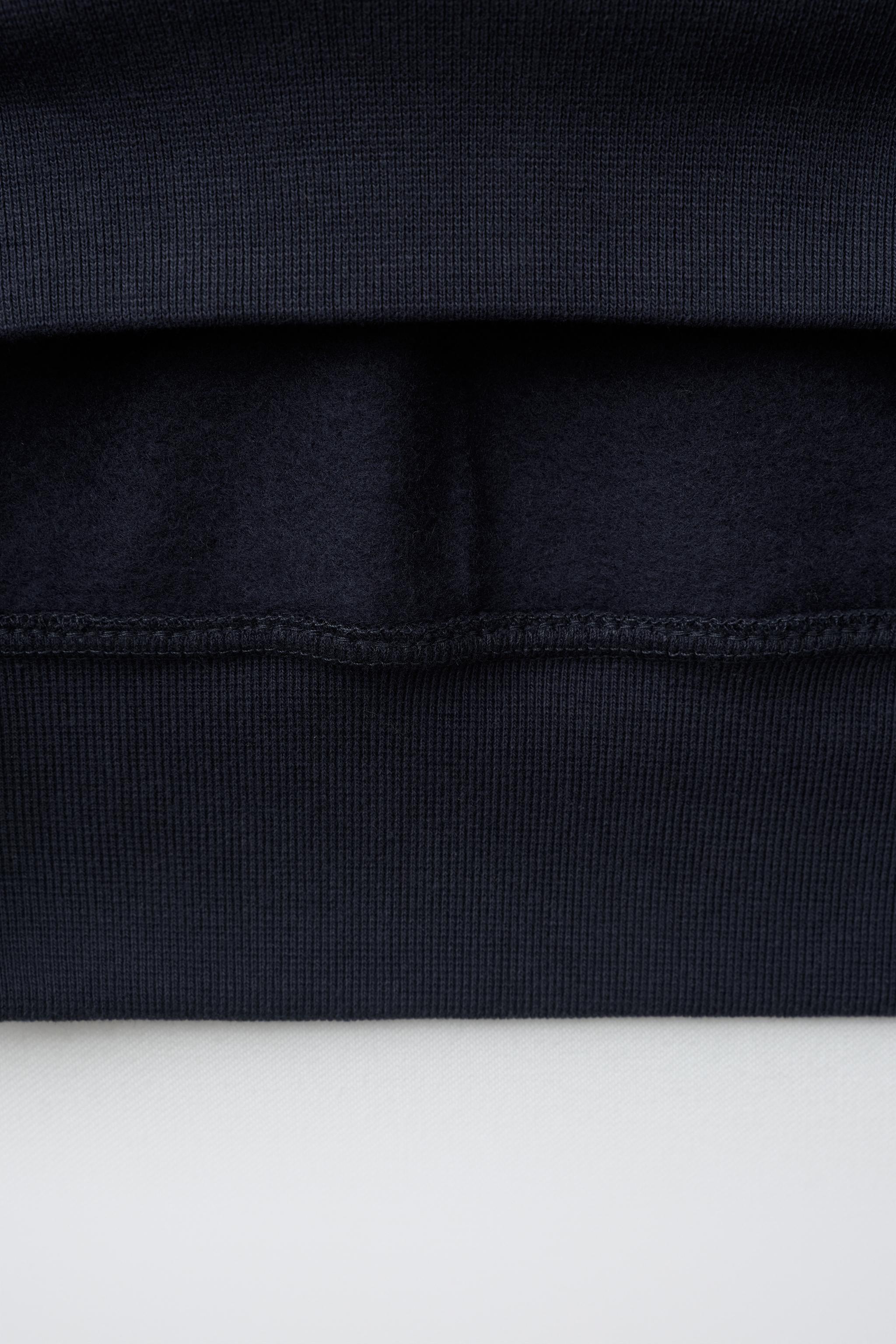 VARSITY TEXT HOODIE