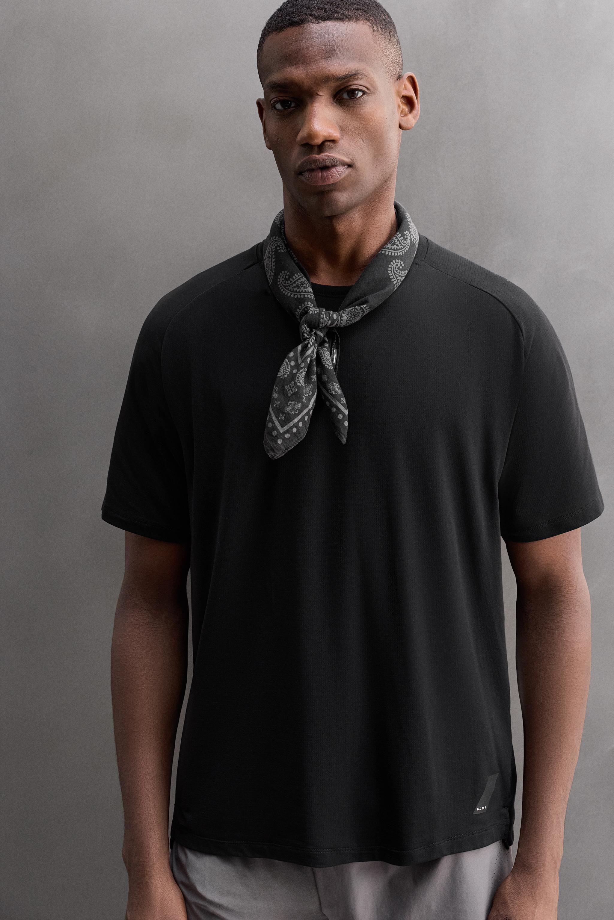 TEXTURED TECHNICAL T-SHIRT - Navy blue | ZARA United States