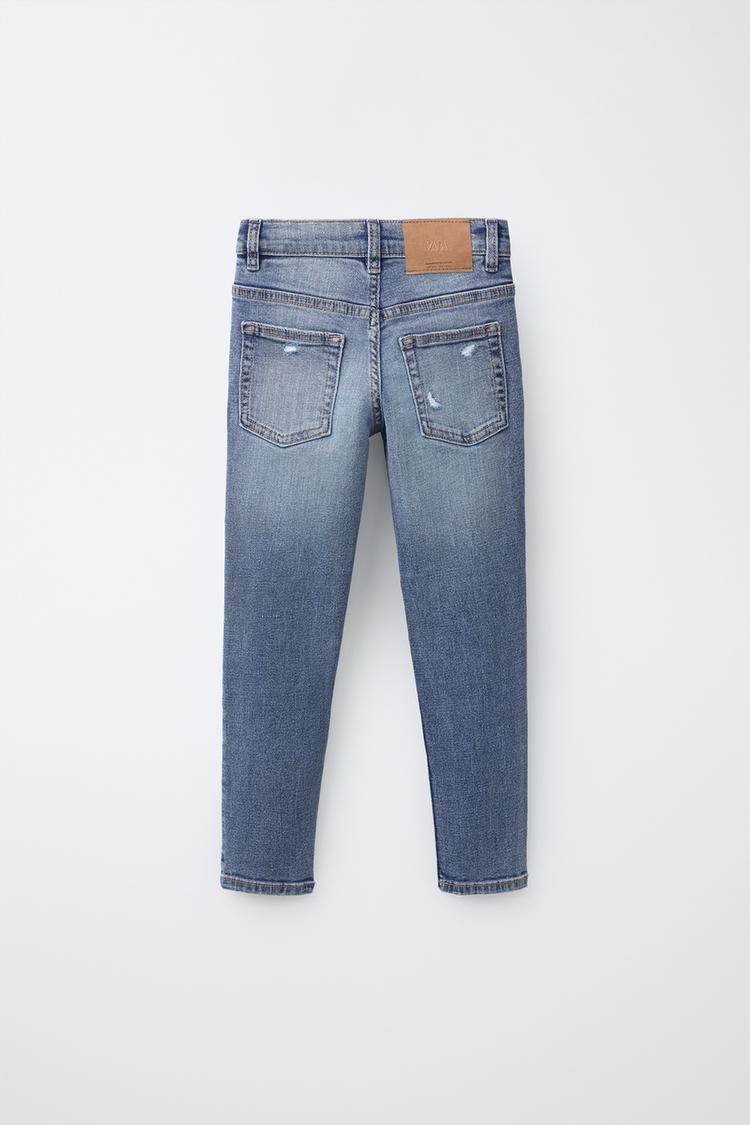 Jeans entubados rotos 2