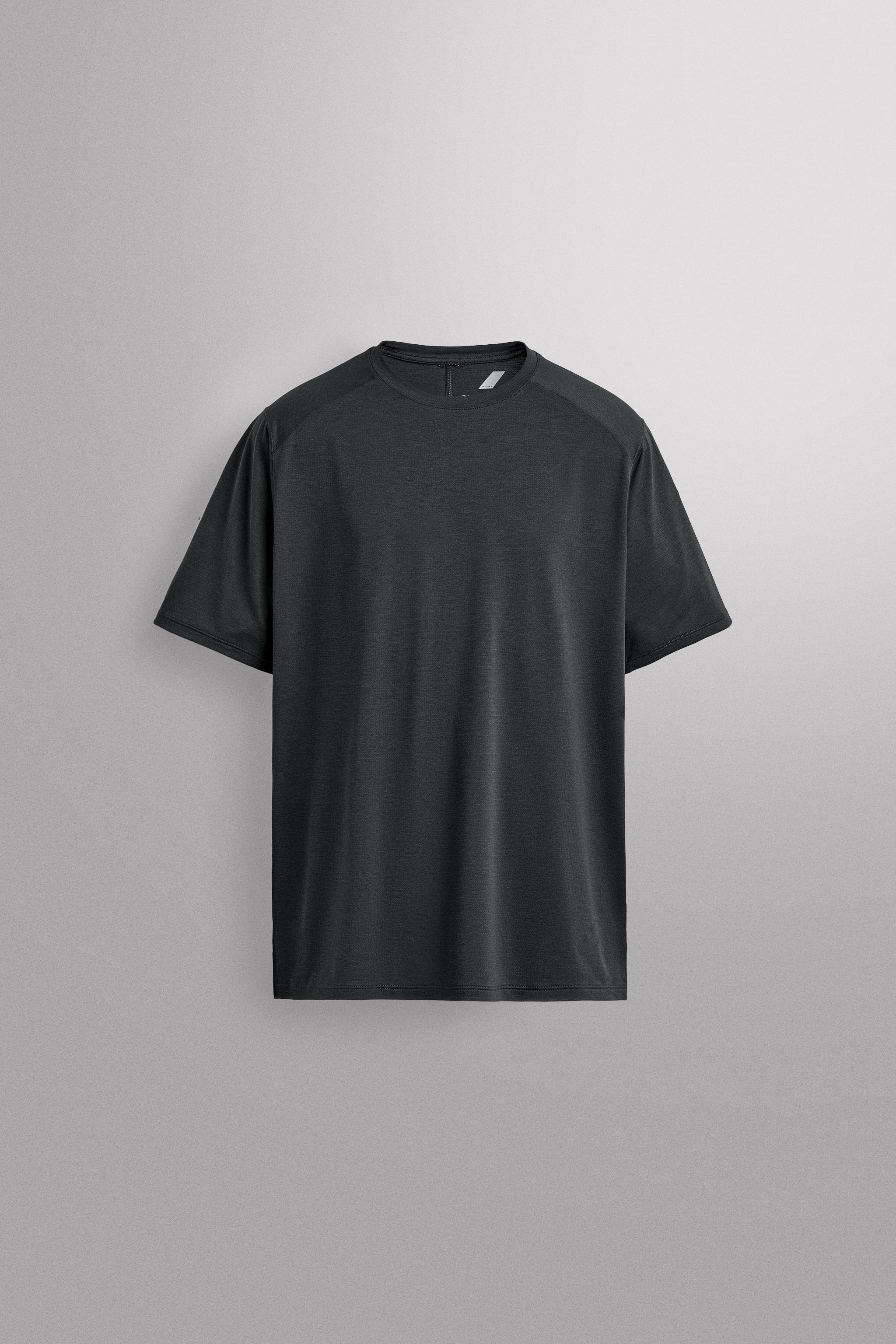 TEXTURED TECHNICAL T-SHIRT — charcoal gray