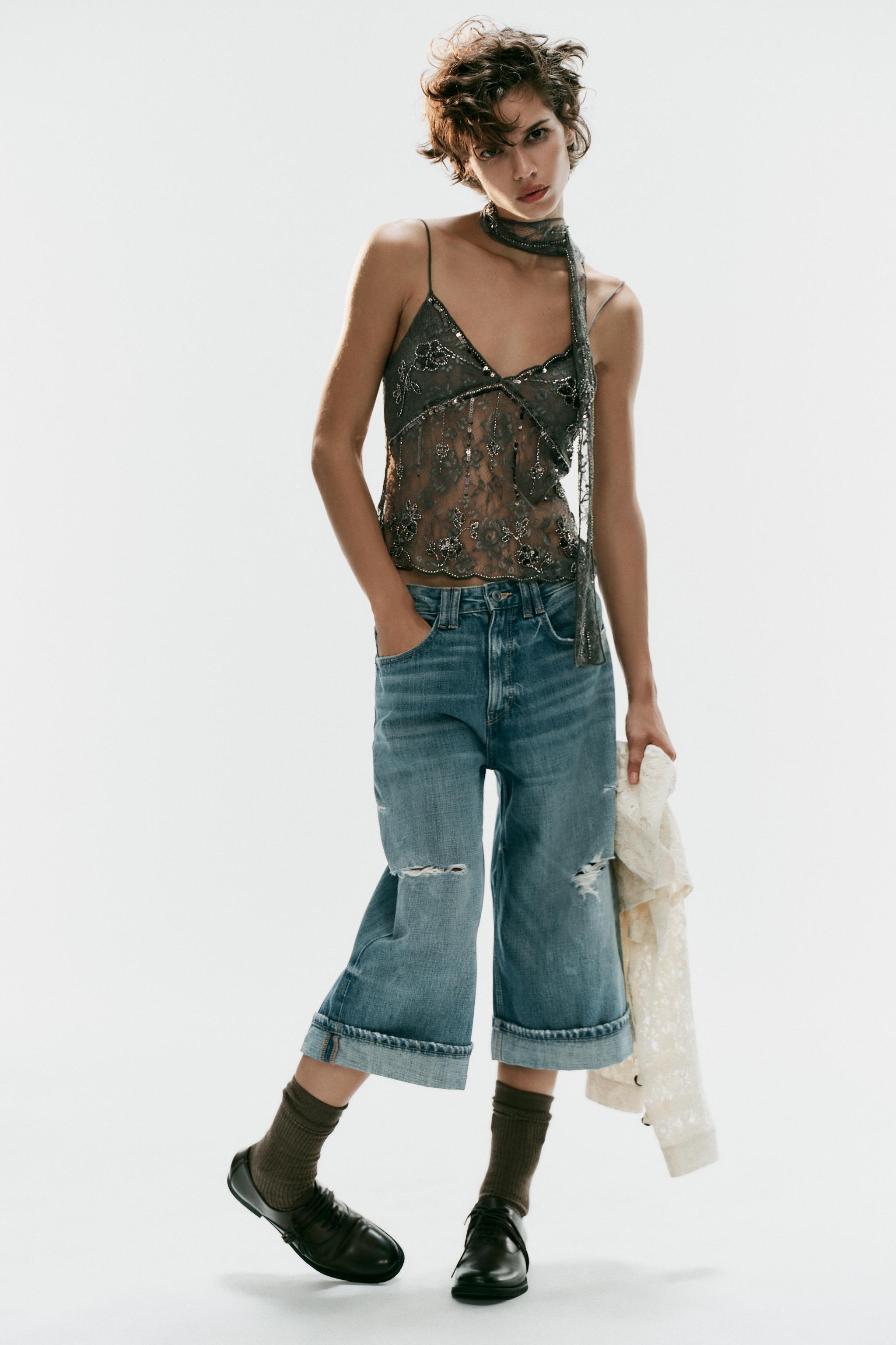 EMBROIDERED LACE TOP WITH SCARF