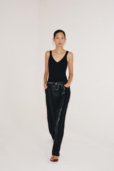 TOP IN MAGLIA CON SPALLINE - Nero di Zara