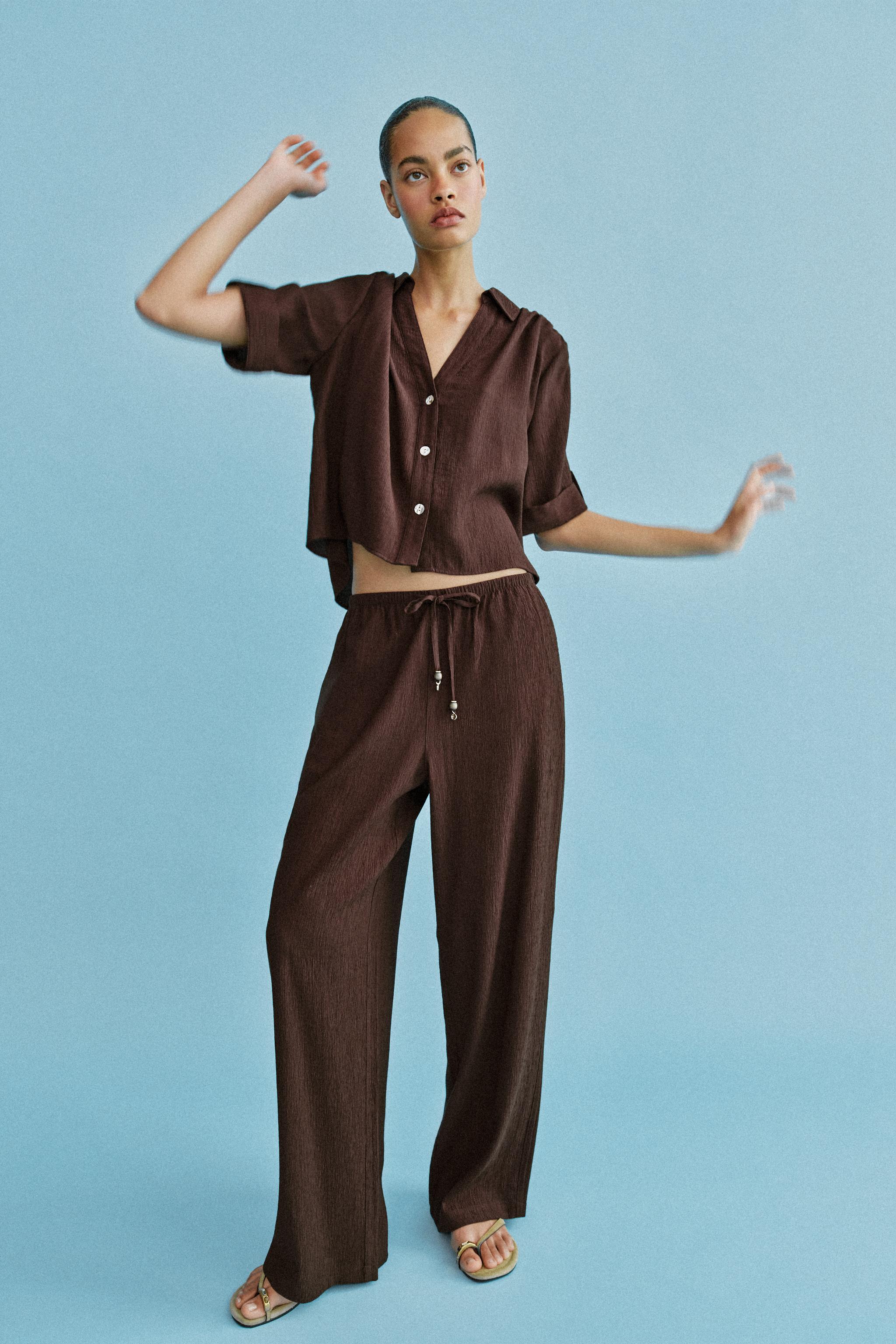FLOWY STRAIGHT LEG PANTS