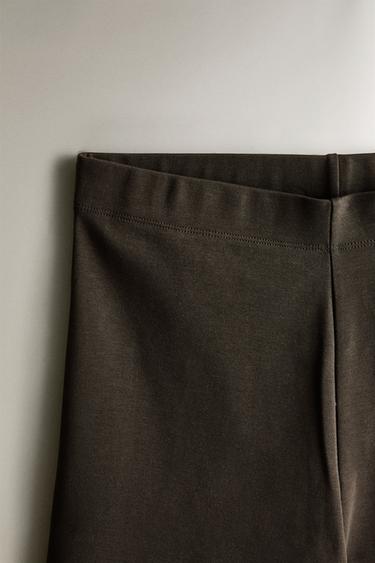 LEGGINGS COURTS SPORT - Marron de Zara - Image 1