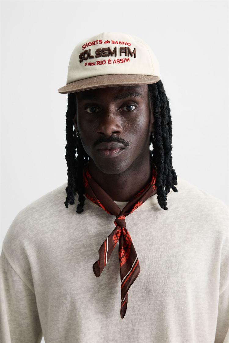 CONTRAST EMBROIDERY CAP