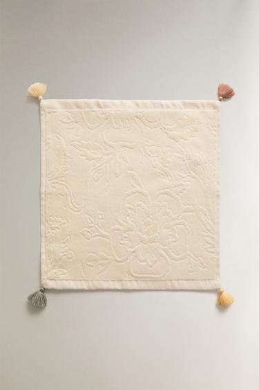 PACK SERVIETTES DE BAIN POMPONS (LOT DE 3) - Ivoire de Zara - Image 2