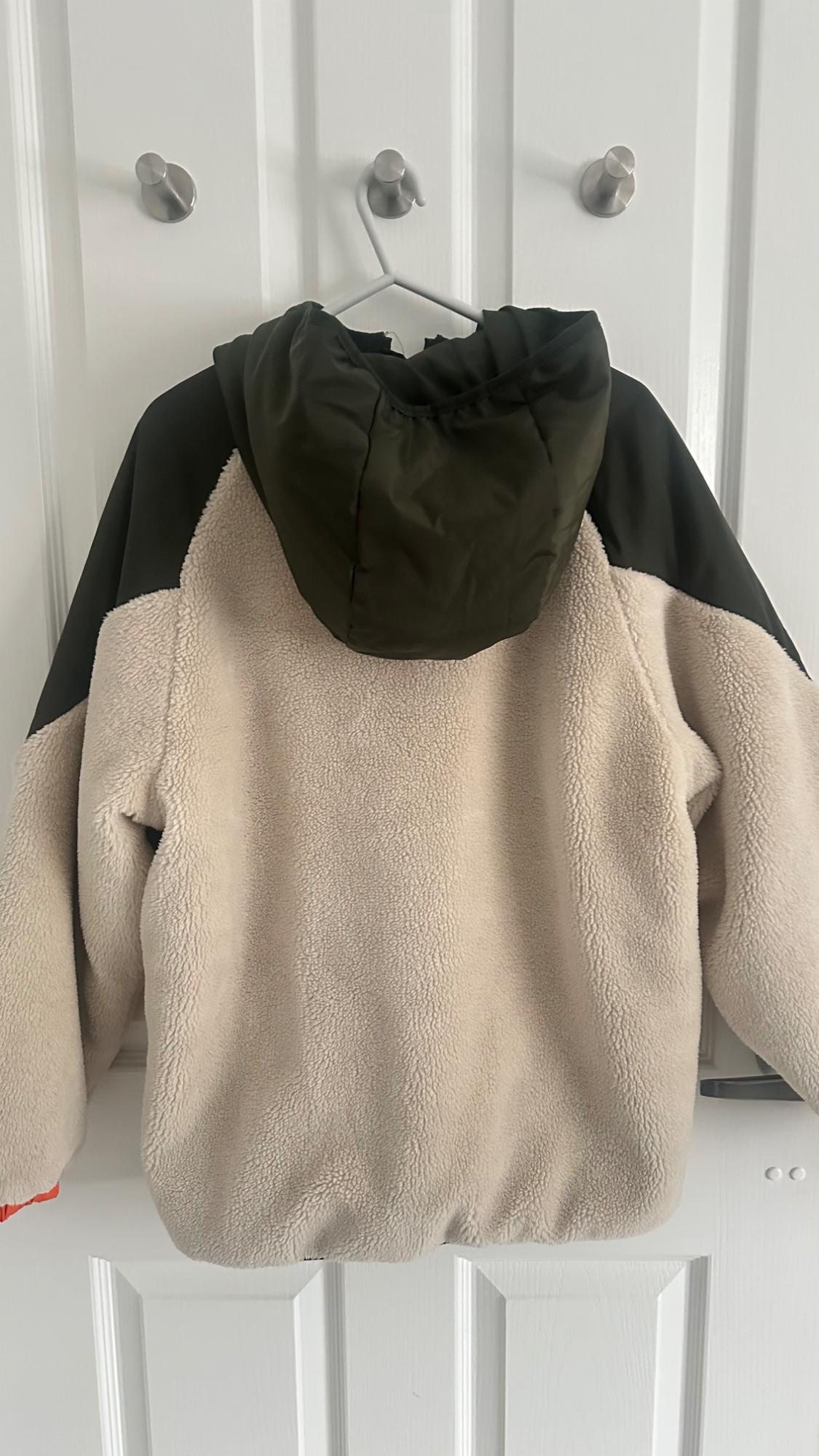 COLOUR BLOCK FAUX SHEARLING JACKET - Image 3