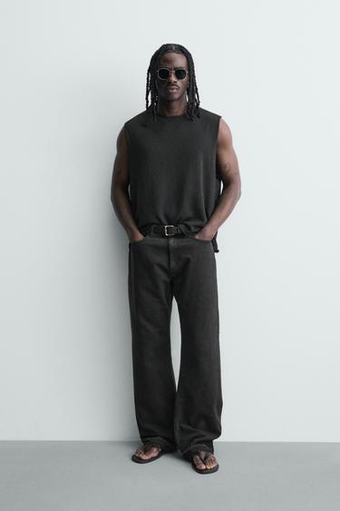 CAMISETA TANK PUNTO ESTRUCTURA - Negro de Zara