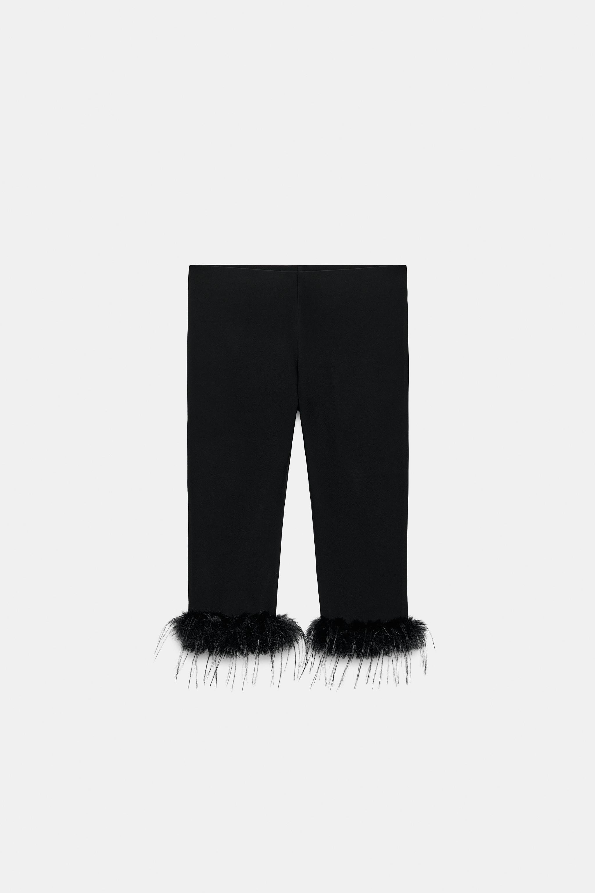 FAUX FUR EFFECT COMBINED CAPRI PANTS
