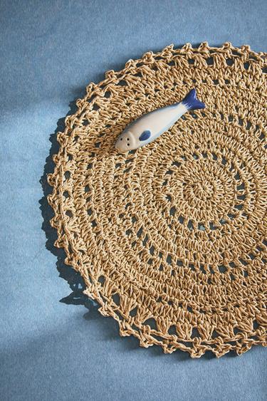 SET DE TABLE ROND CROCHET - Beige clair de Zara - Image 5