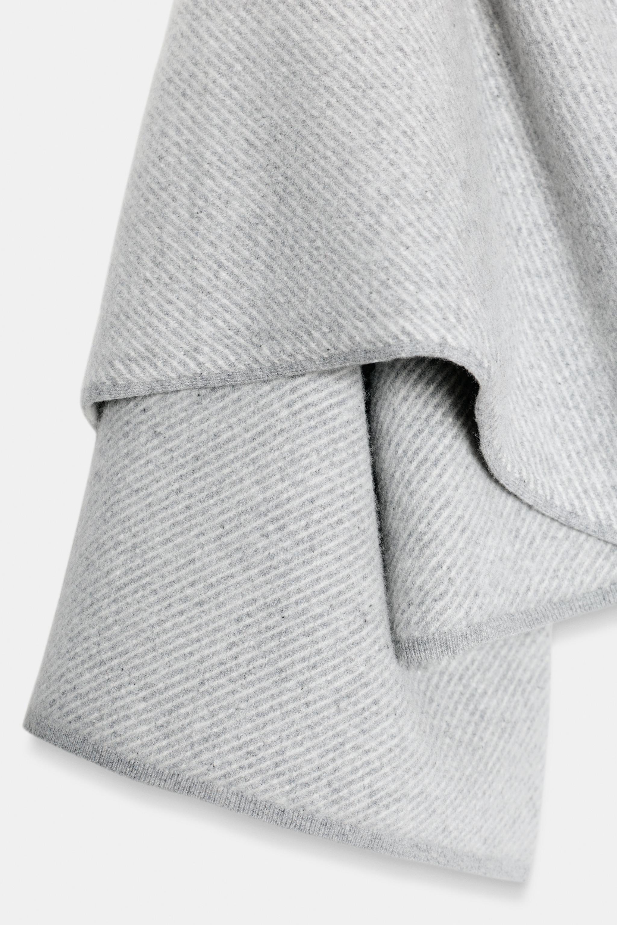 100% WOOL CAPE COAT WITH SCARF