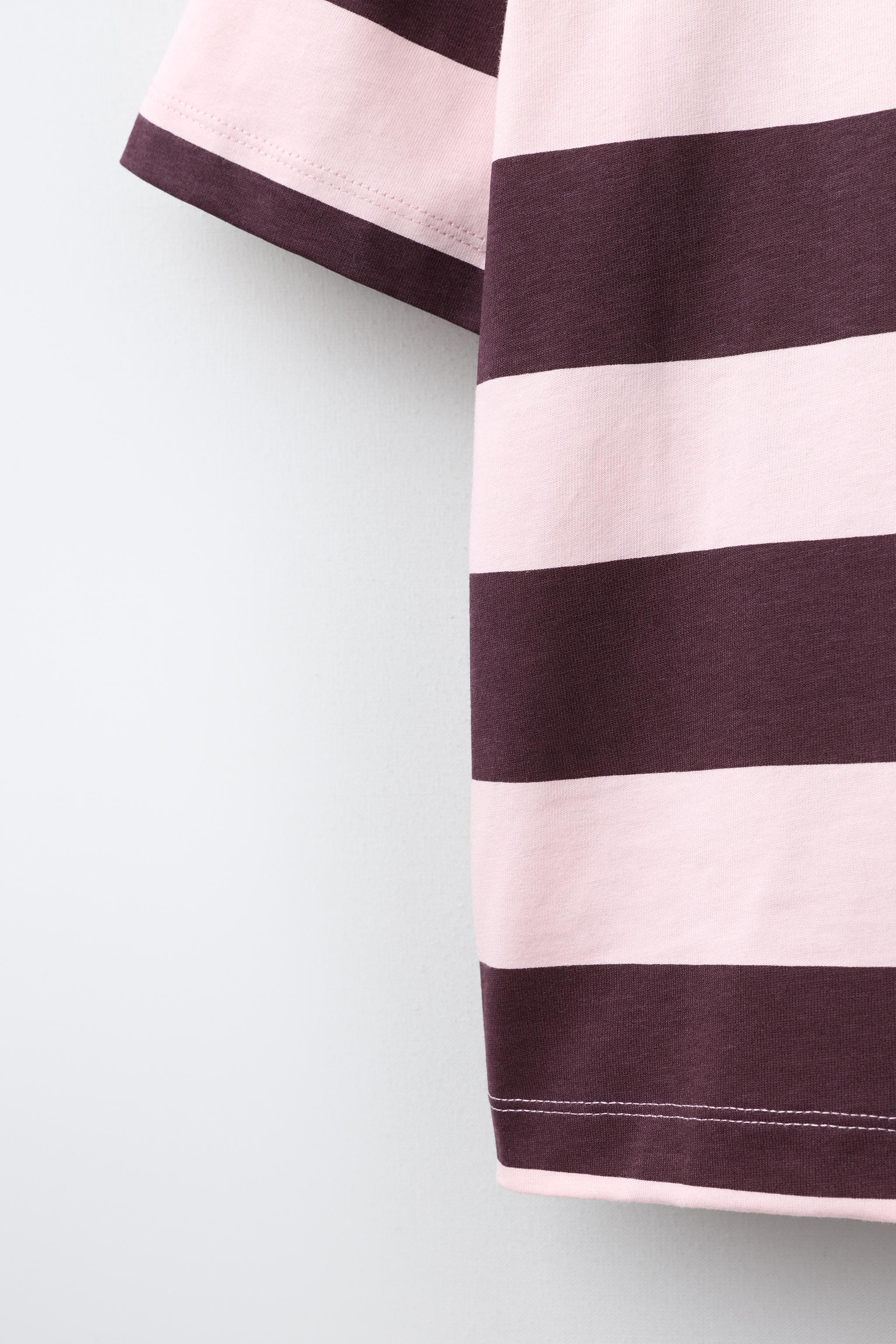 STRIPED TEXT PRINT T-SHIRT