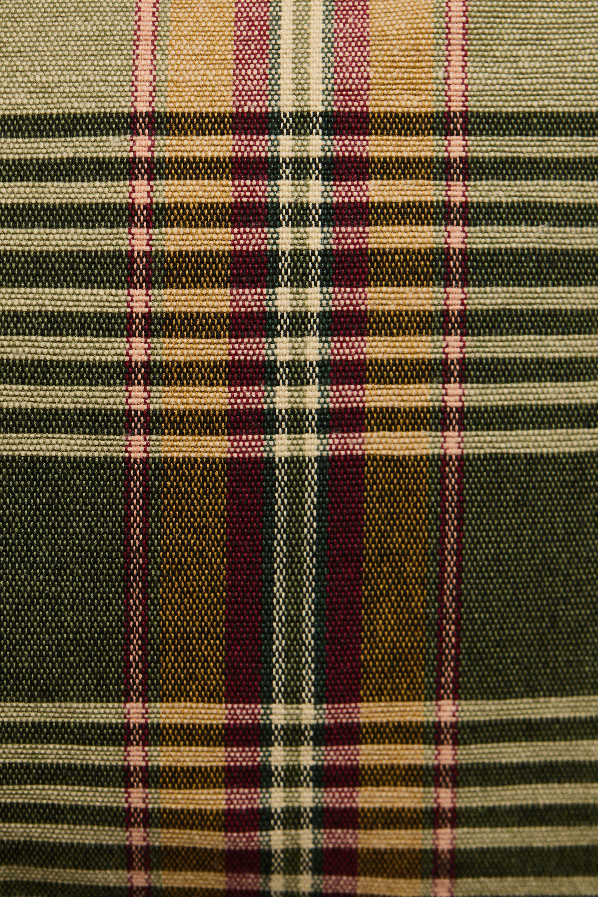 CHECK THROW PILLOW COVER