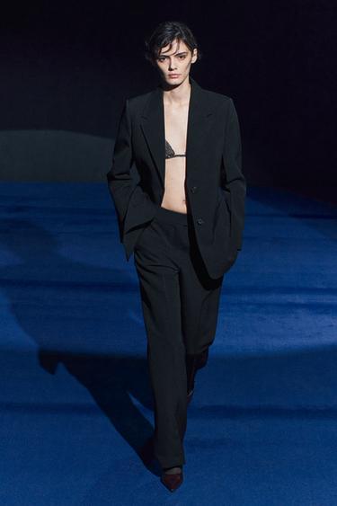BLAZER BOLSILLOS ZW COLLECTION - Negro de Zara - Imagen 0
