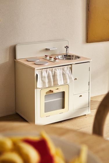 Zara CHILDREN'S WOODEN PLAY KITCHEN - Cream
