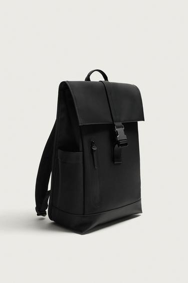 MOCHILA ENGOMADA SOLAPA - Negro de Zara