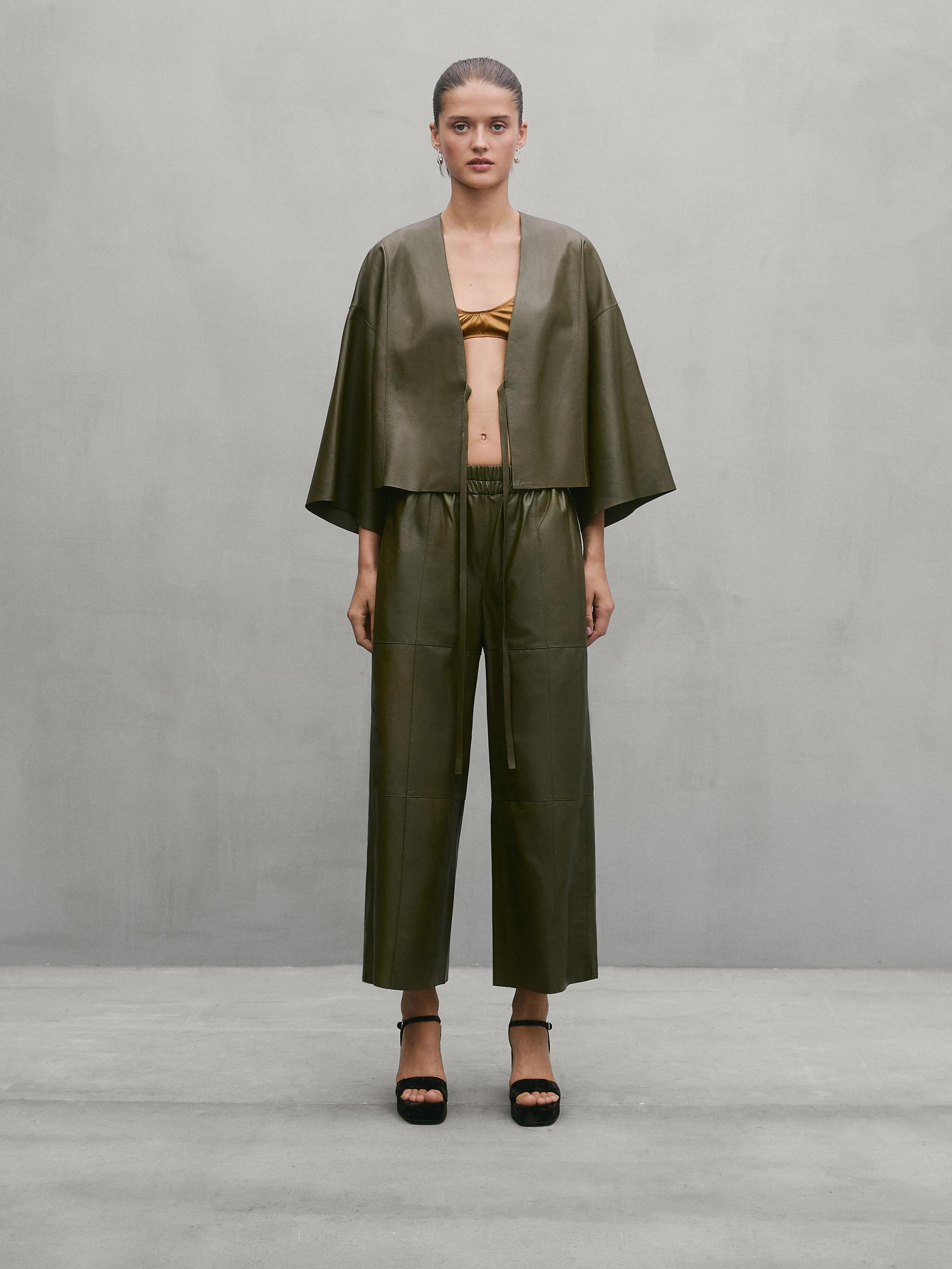 Short leather jacket with seams - Studio - Khaki | ZARA
