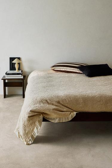 JACQUARD BEDSPREAD WITH RUFFLE TRIM - Beige by Zara