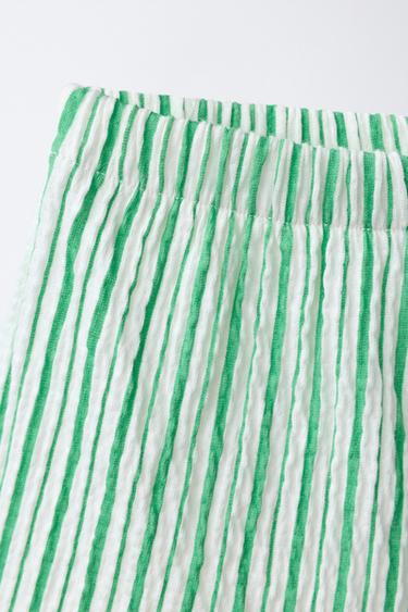 SHORT TEXTURÉ À RAYURES - Vert de Zara - Image 2