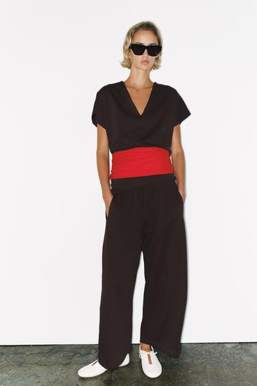 PANTALÓN RECTO - Marrón de Zara