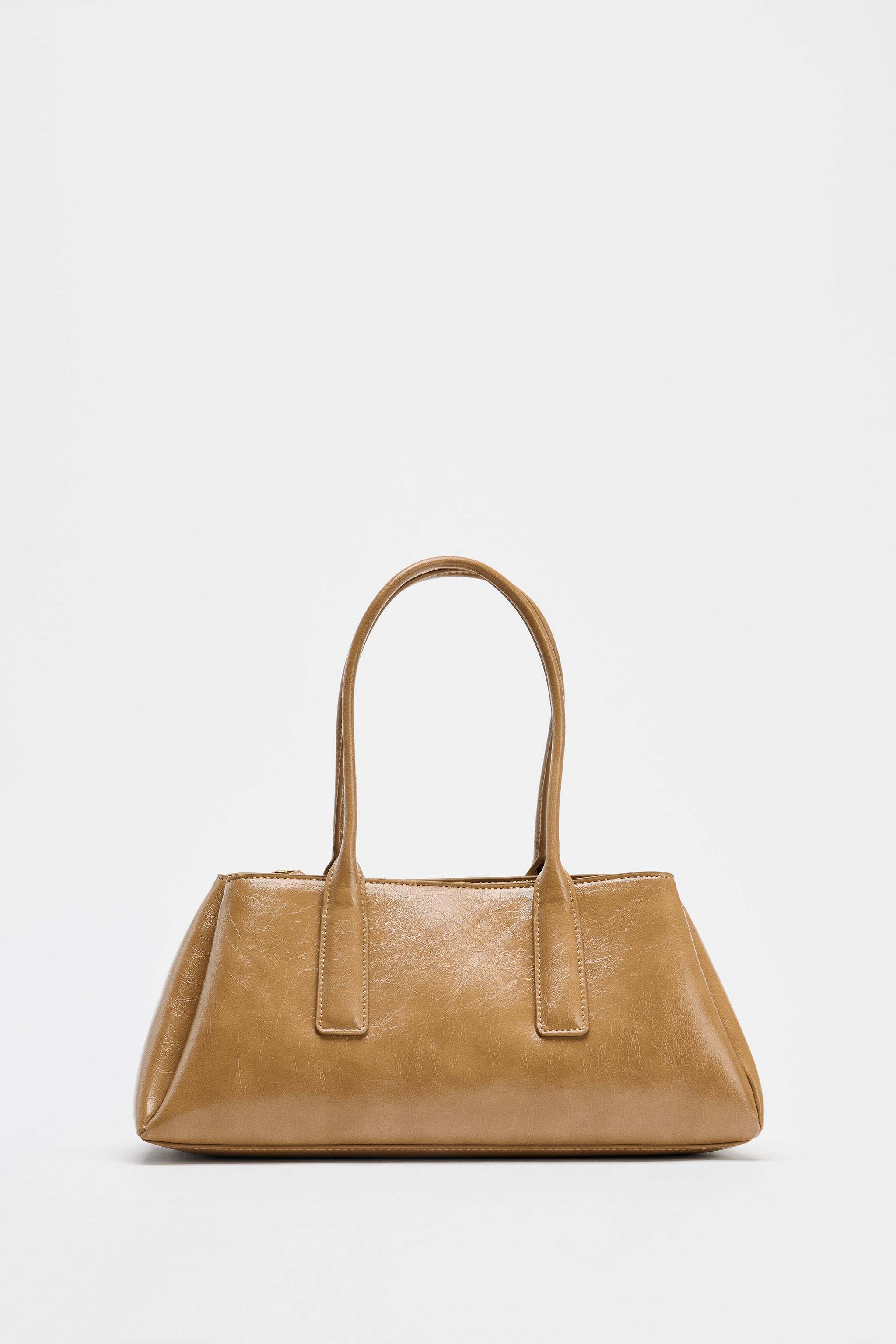 スペイン発送 ZARA ゴム加工の質感のあるショルダーバッグ 新作 スペイン発送 ZARA ナイロンショルダーバッグ 選べるカラー 新作