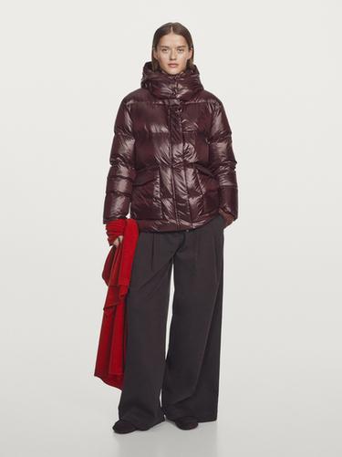 Chaqueta corta acolchada capucha water repellent - blanco de Zara