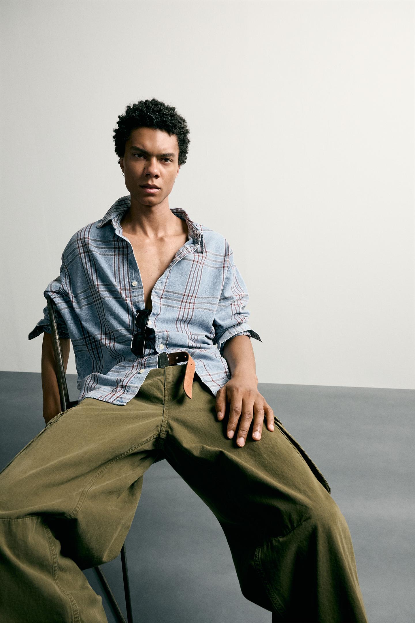 Мужская рубашка Zara Plaid Relaxed-Fit Denim Shirt, цвет: Светлый синий — фото 6