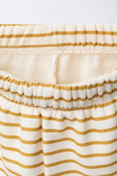 ENSEMBLE SWEAT-SHIRT ET PANTALON JOGGER À RAYURES - Ocre de Zara - Image 4