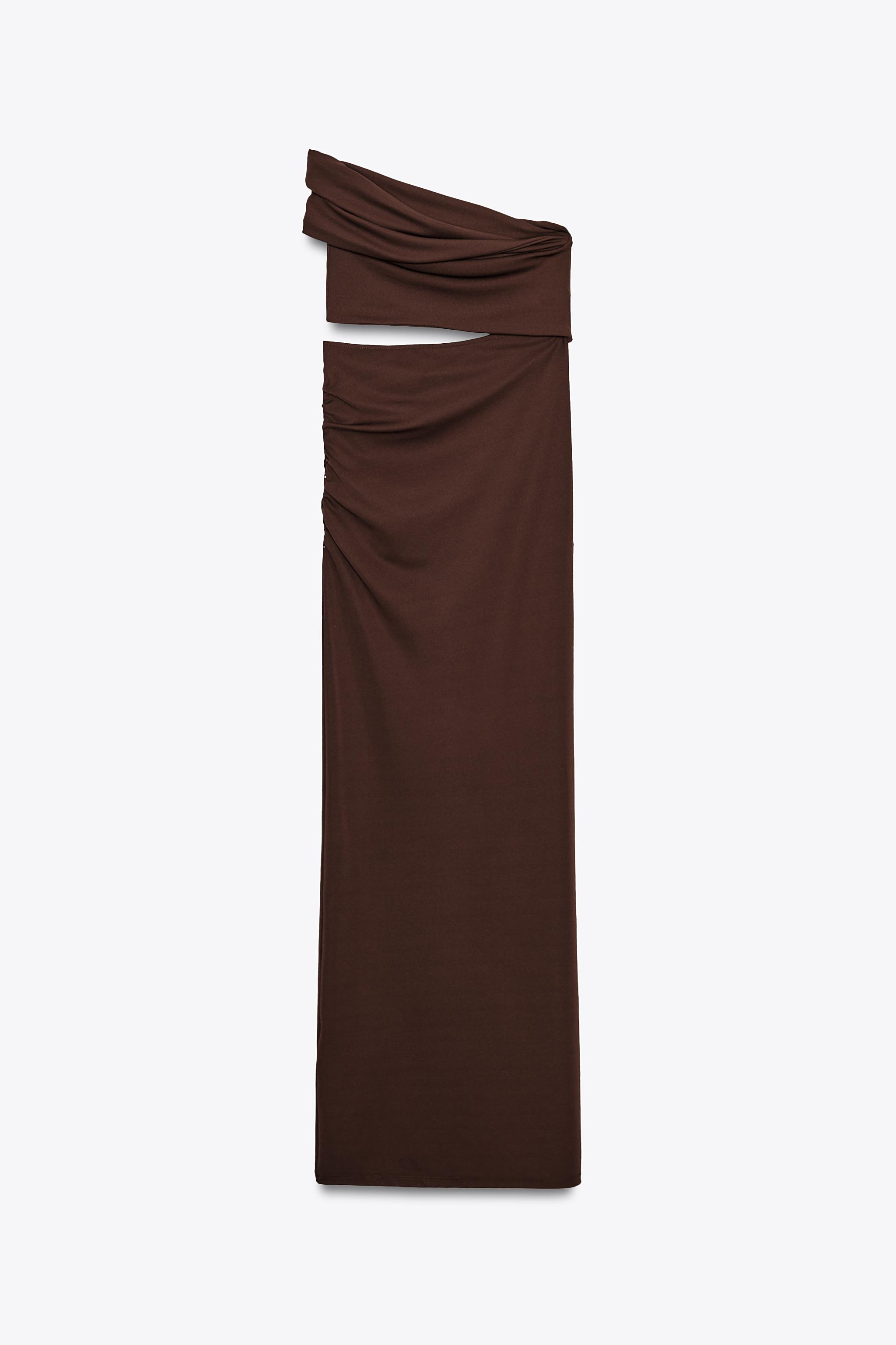 ROBE LONGUE ASYMÉTRIQUE CUT OUT