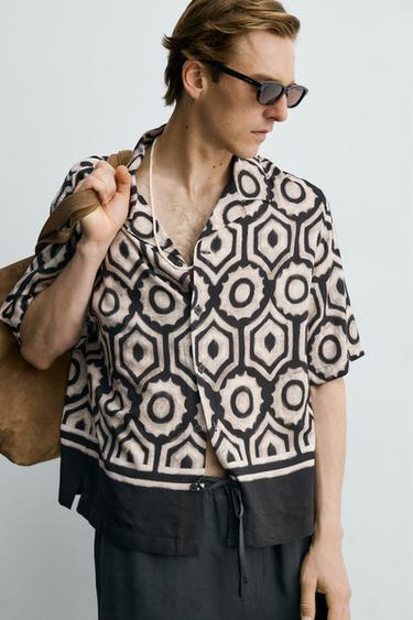 CHEMISE À IMPRIMÉ GÉOMÉTRIQUE CONTRASTÉ - Noir / Écru de Zara - Image 4