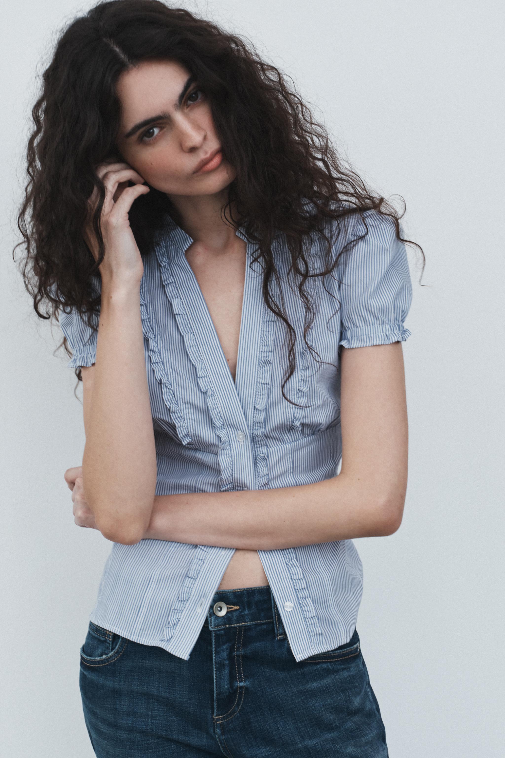 TRF LOW-RISE BOOTCUT JEANS