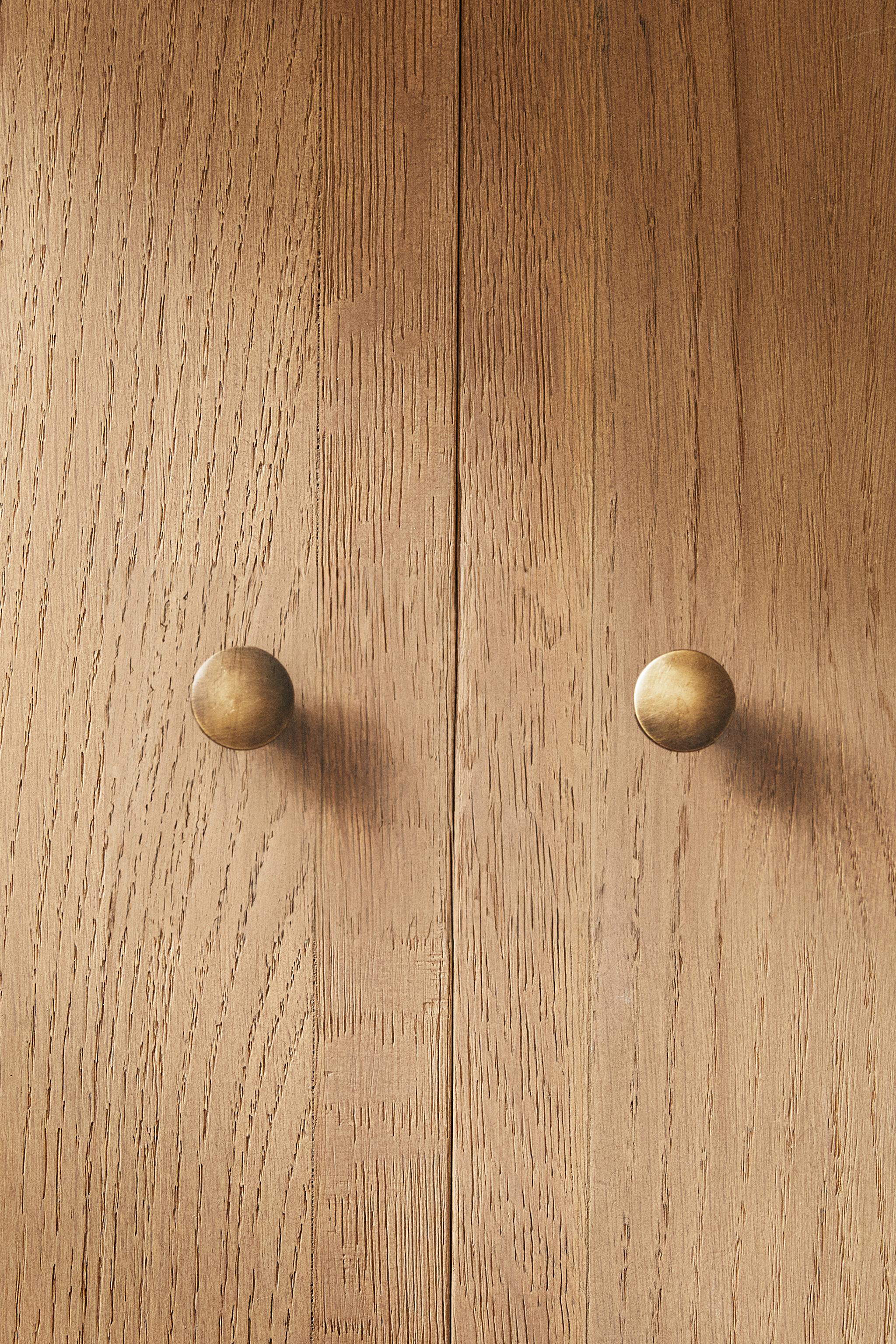 SET OF ROUND BRASS KNOBS (SET OF 2