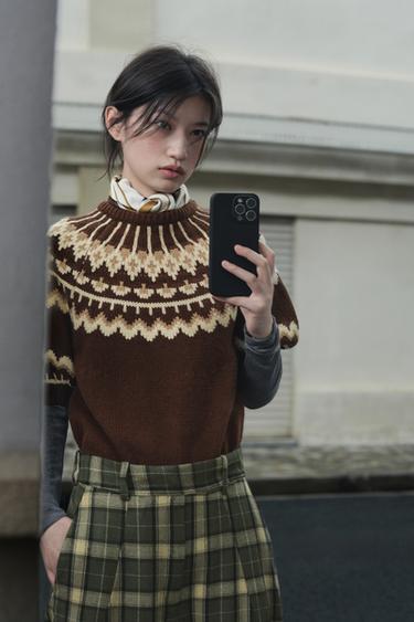 SHORT SLEEVE JACQUARD KNIT JUMPER - Brown / Ecru by Zara