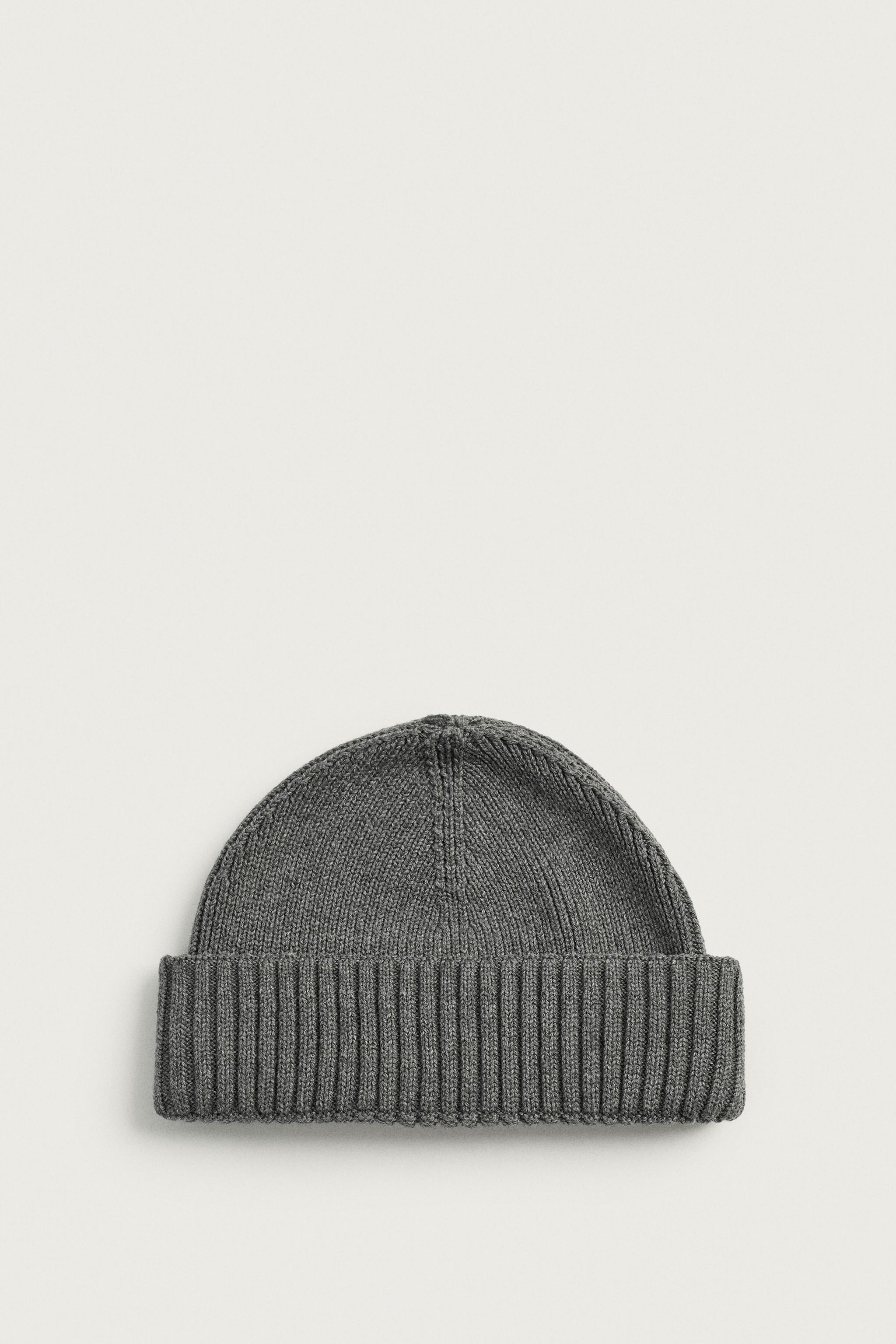COTTON BLEND SHORT KNIT BEANIE — Gray