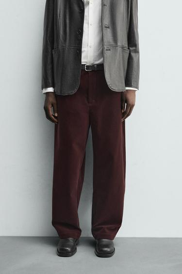 CALÇA PERNA LARGA FLOCADA - Bordô da Zara