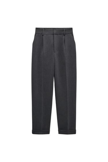 STRAIGHT-LEG TROUSERS WITH TURN-UP HEMS