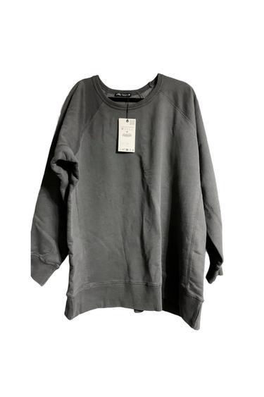 GREY SWEATSHIRT