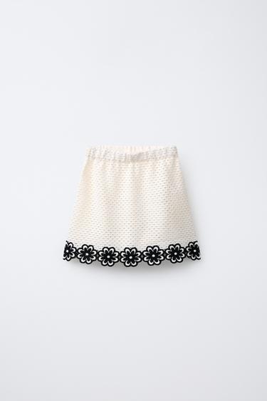 Zara FLORAL CROCHET KNIT SKIRT - Ecru