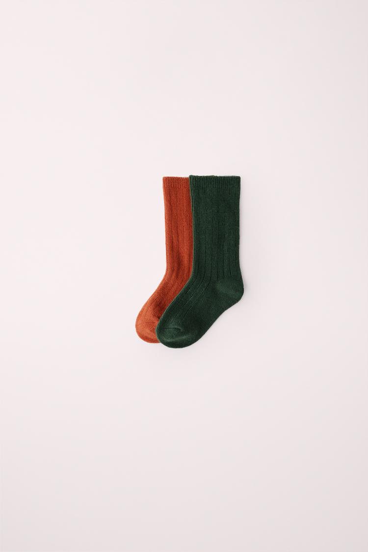 Pack dos calcetines medios canalé created by caramel london x zara