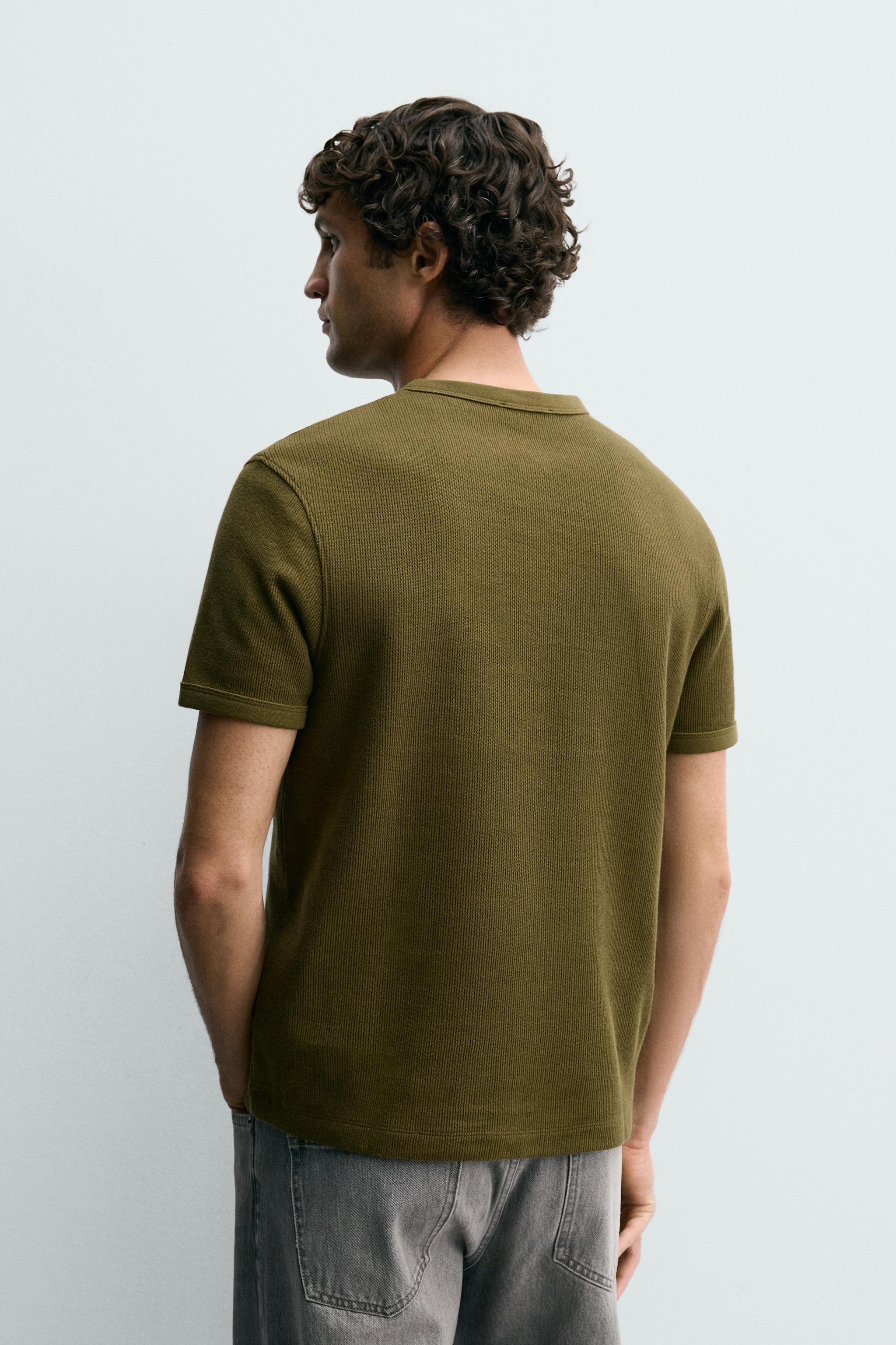 TEXTURED HENLEY SHIRT