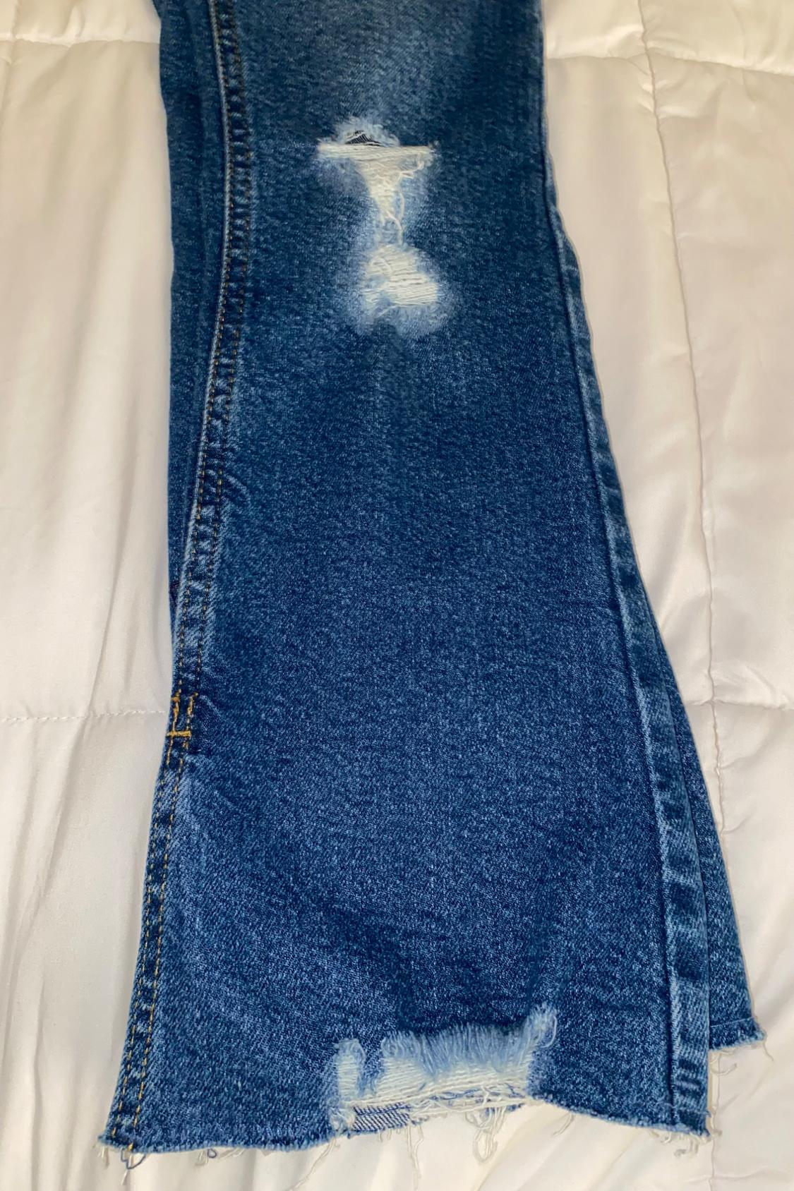 BLUE FLARE JEANS - Image 3