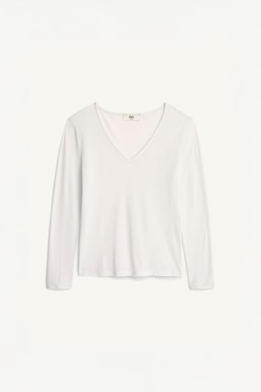 تيشرت بياقة V LIMITED EDITION - أزرق فاتح الخاص بـ Zara