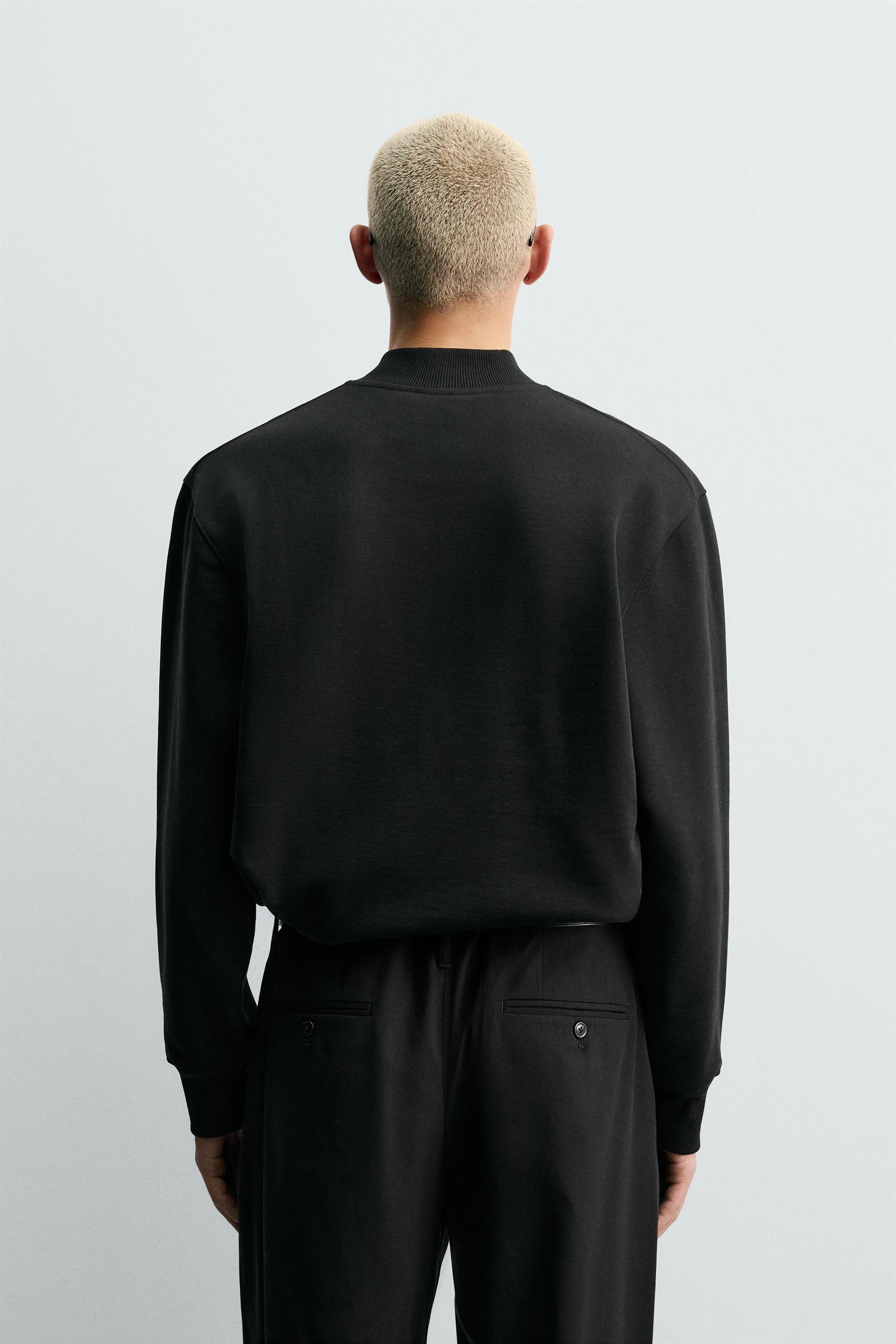 QUARTER-ZIP SWEATSHIRT