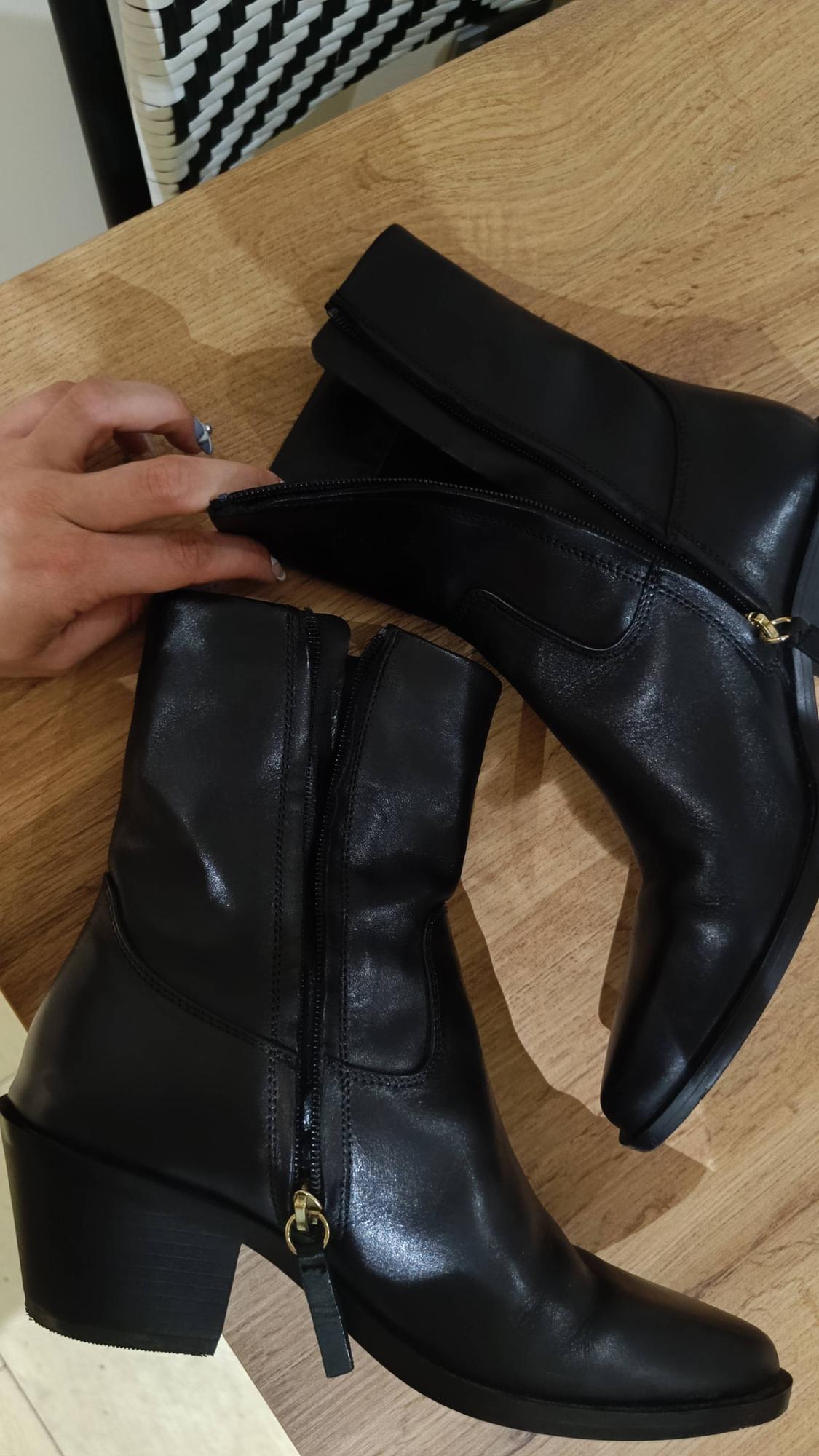 LEATHER COWBOY ANKLE BOOTS - Image 8
