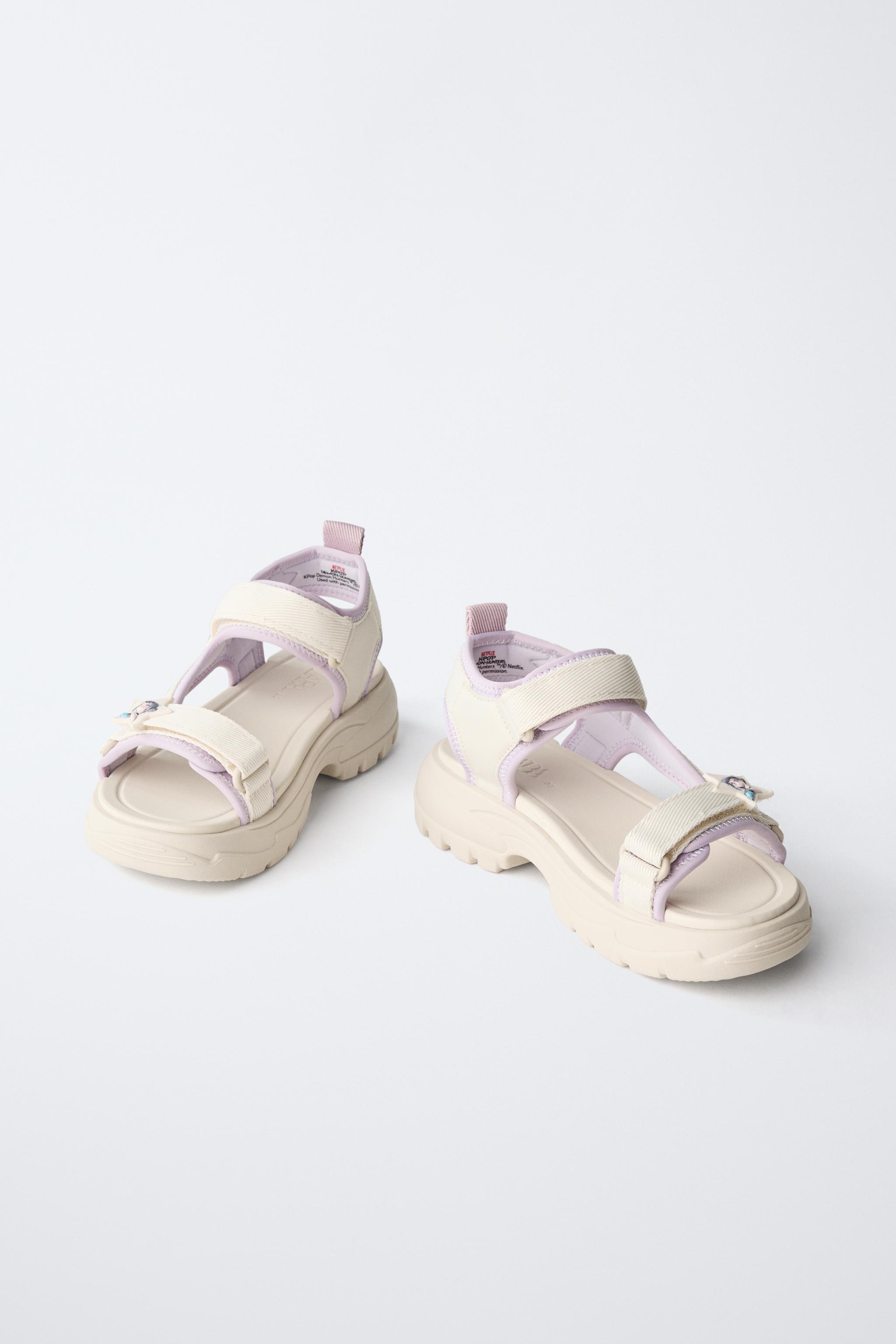 Детские сандалии Zara HUNTRIX KPOP DEMON HUNTERS™ NETFLIX© TECHNICAL SANDALS — фото 3
