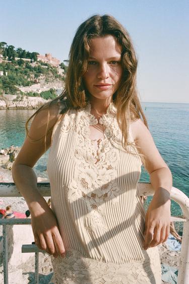 ROBE MI-LONGUE PLISSÉE ET DENTELLE - Beige chiné de Zara - Image 3