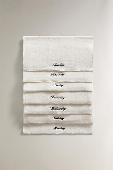 PACK SERVIETTE INVITÉ COTON JOURS (PACK DE 7) - Ivoire de Zara