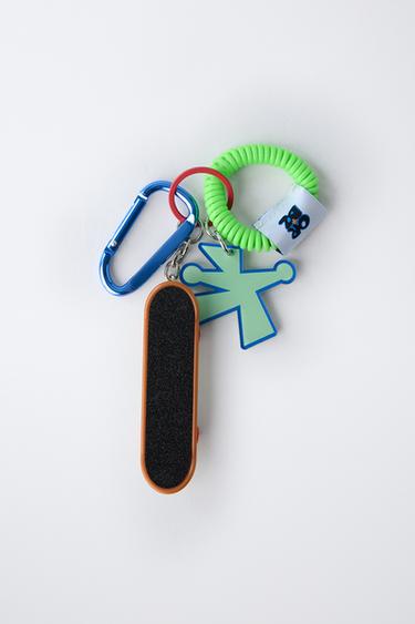 SKATE LOBSTER CLASP KEY RING - Green by Zara - Image 3